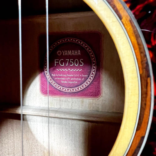Yamaha Acoustic Guitars Fg750S