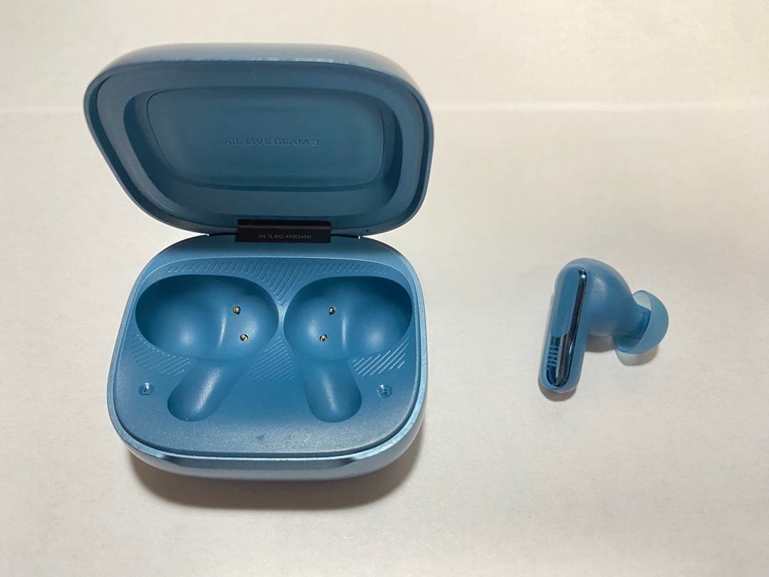 Jbl Wireless Earphone Live Beam 3