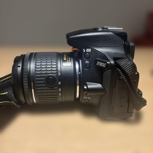 Nikon Slr Camera (Film) D5600