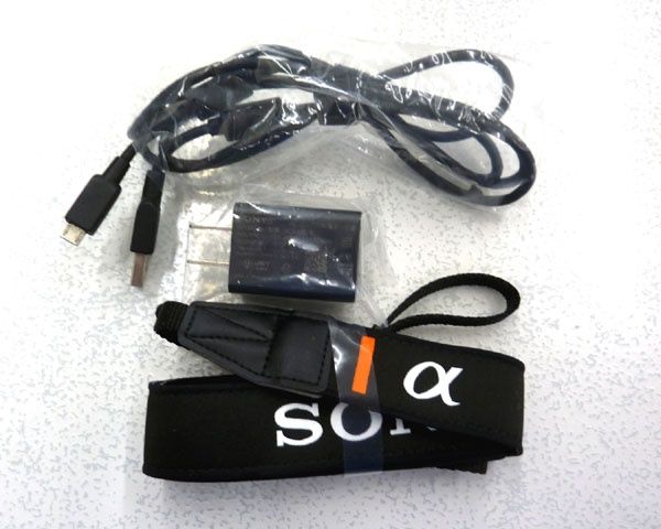 Sony Compact Digital Camera 6400 Ilce-6400L B