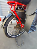 Yamaha With Child Seat Kiss