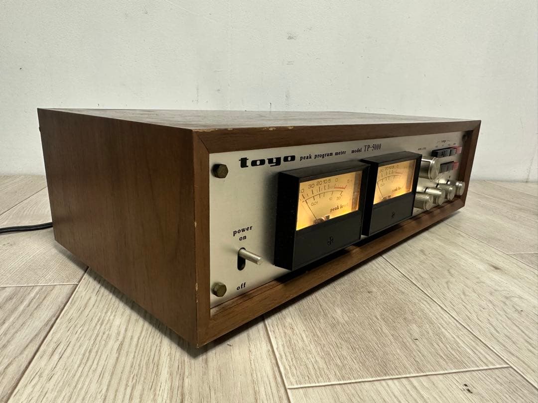 Speakers Toyo Tp-5000 Peak Program Meter