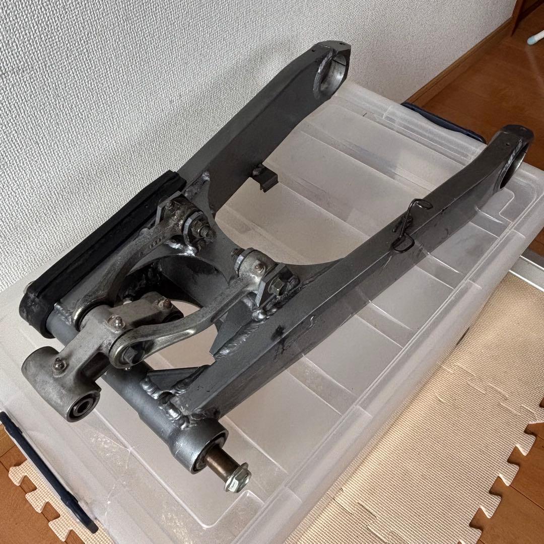 Kawasaki Swing Arms Zzr1100C