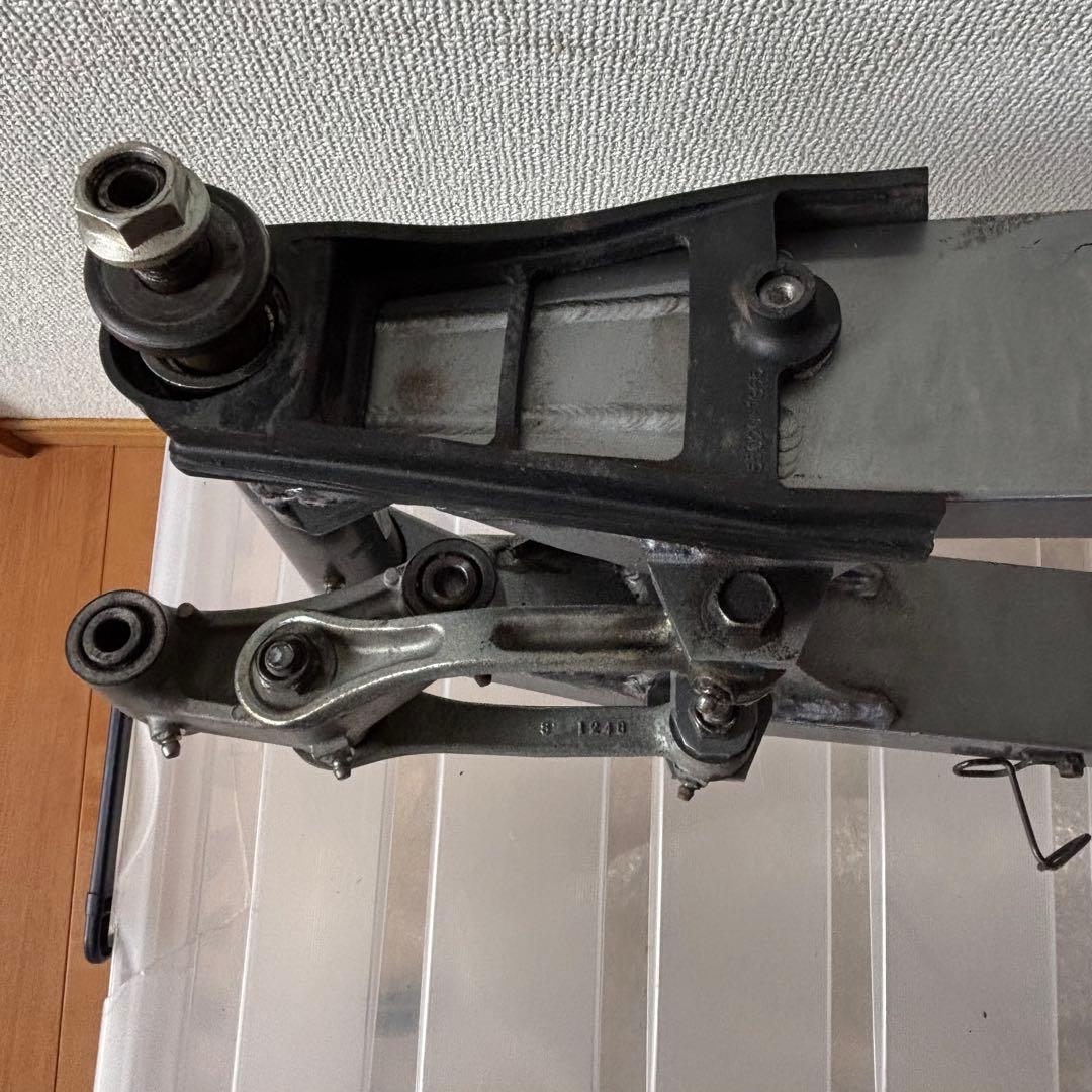 Kawasaki Swing Arms Zzr1100C