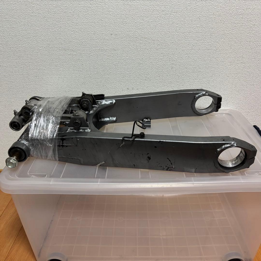 Kawasaki Swing Arms Zzr1100C