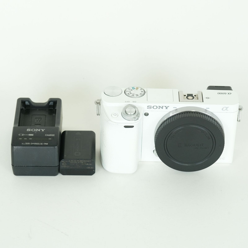 Sony Mirrorless Interchangeable Lips 33,430 6000 Ilce-6000 E