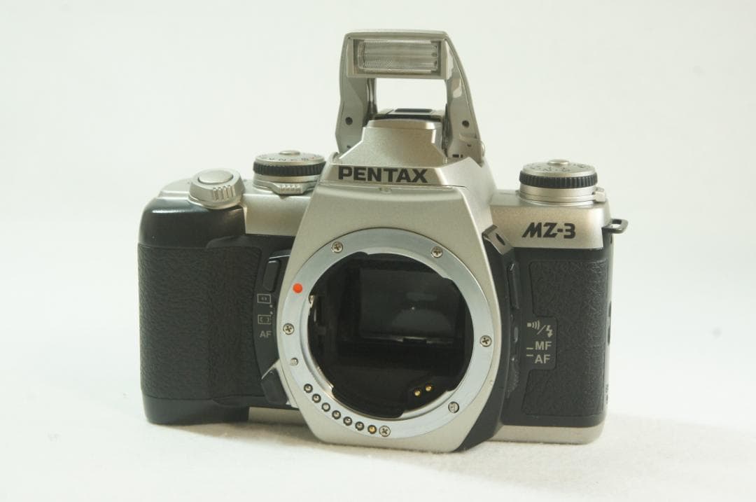 Pentax Slr Camera (Film) Mz-3 F-640