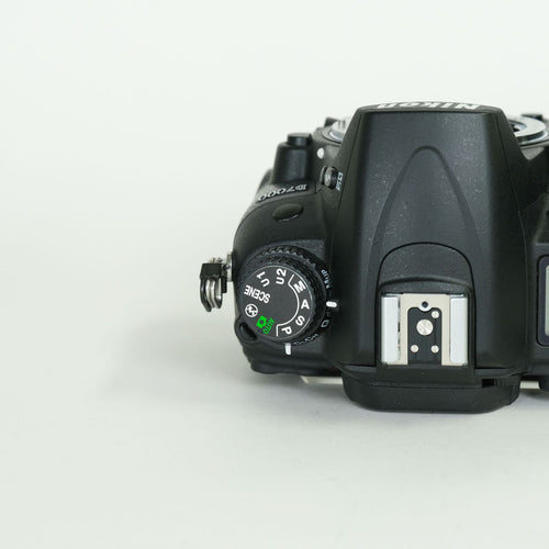 Nikon Digital Slr 8,935 2 D7000 F