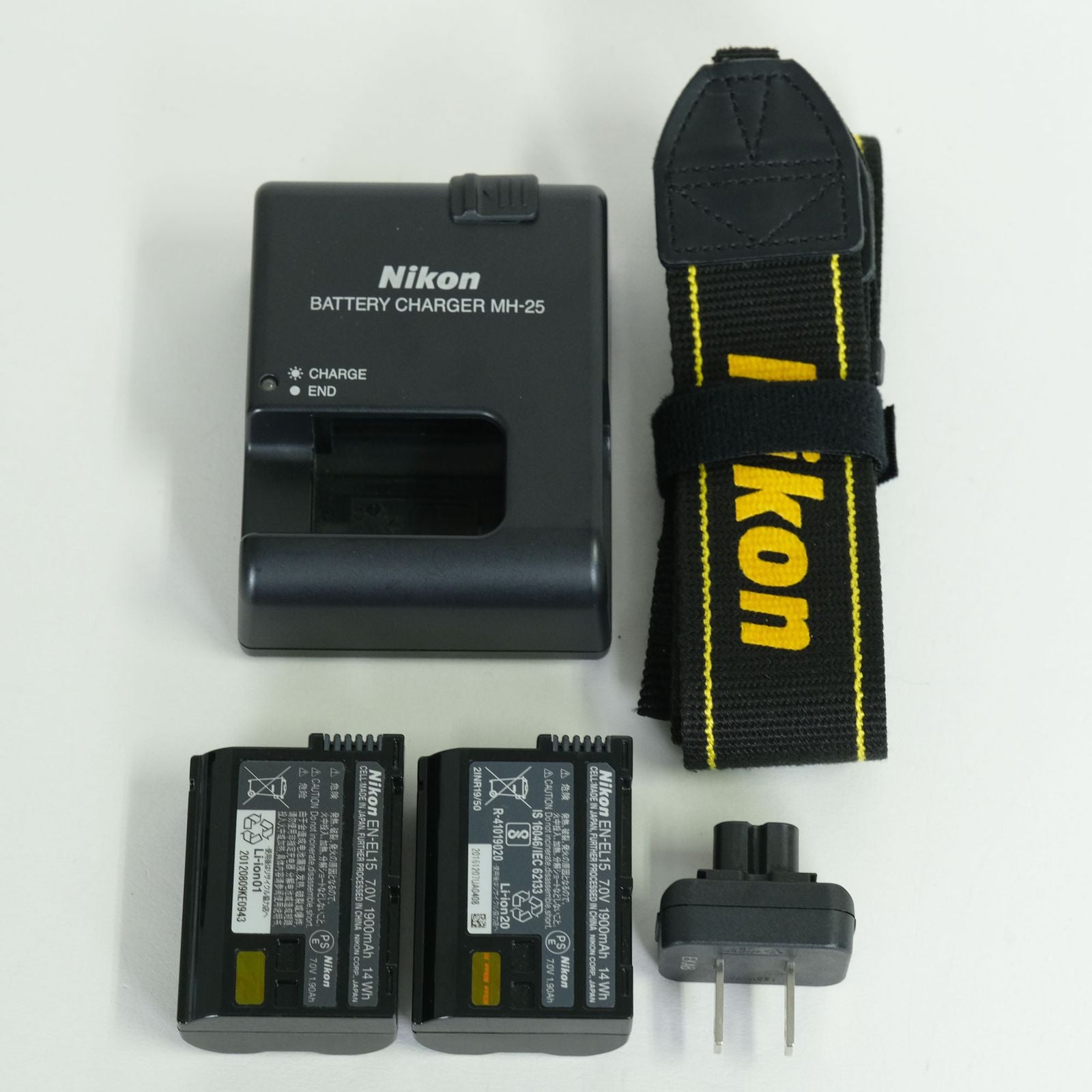 Nikon Digital Slr 8,935 2 D7000 F