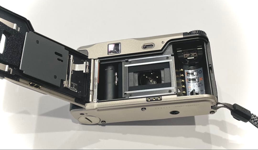 Contax Compact Camera (Film) Tvs