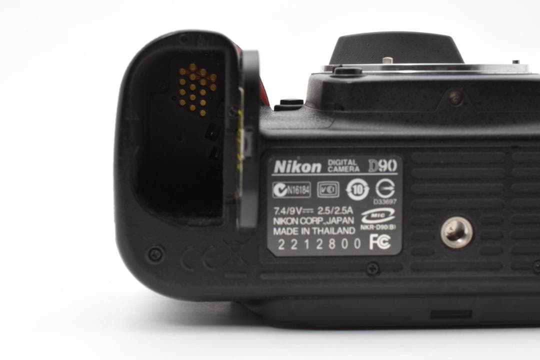 Digital Slrs 6,357 Nikon D90 #22185