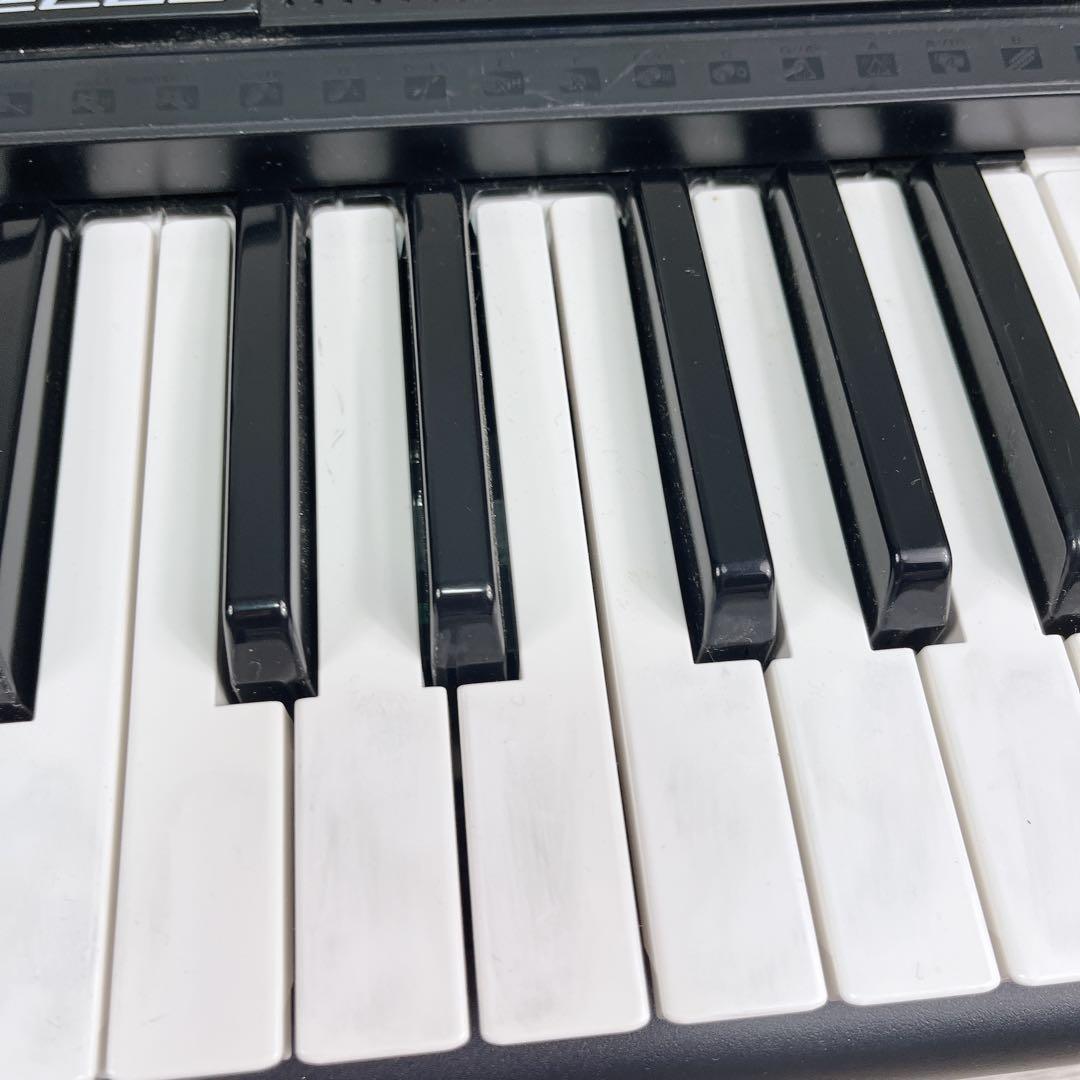 Yamaha Keyboards Digital Pianos Psr-E223 61