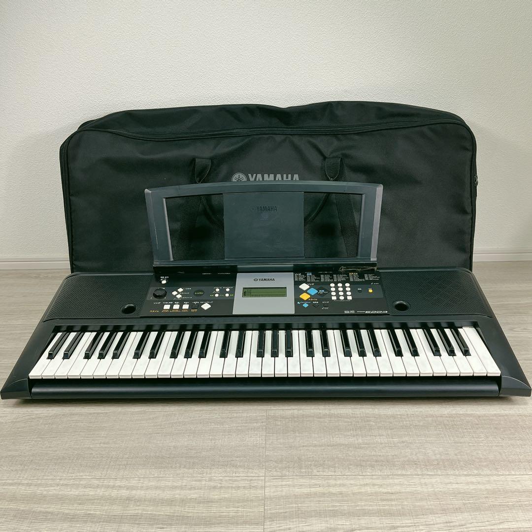 Yamaha Keyboards Digital Pianos Psr-E223 61