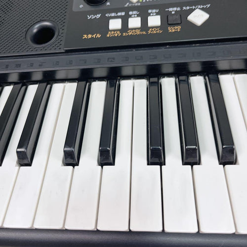 Yamaha Keyboards Digital Pianos Psr-E223 61