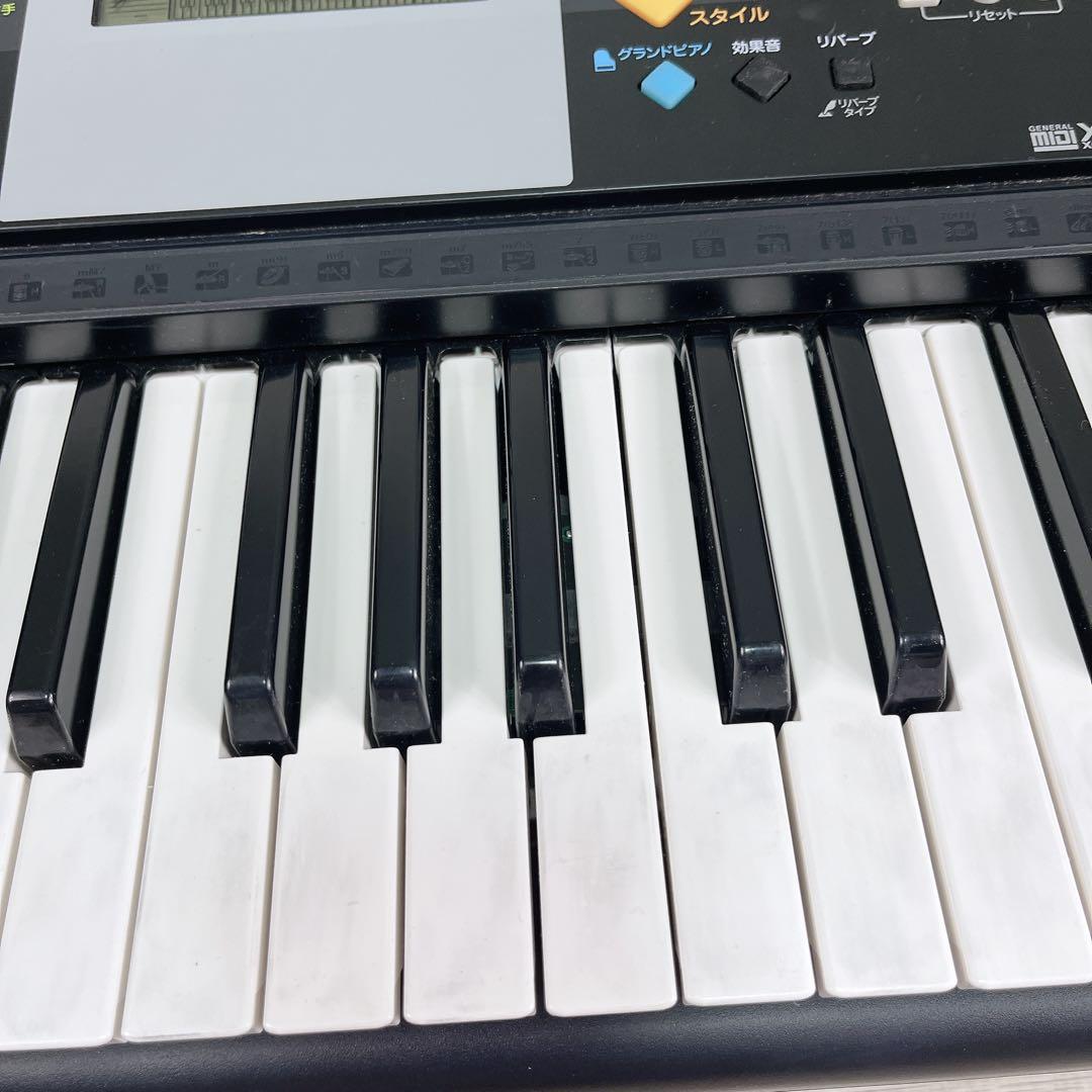 Yamaha Keyboards Digital Pianos Psr-E223 61