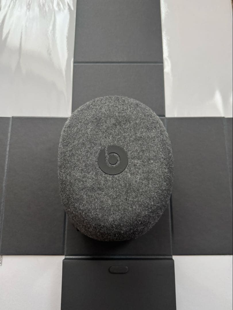 Beats By Dr. Dre Wireless Headphones Solo Pro