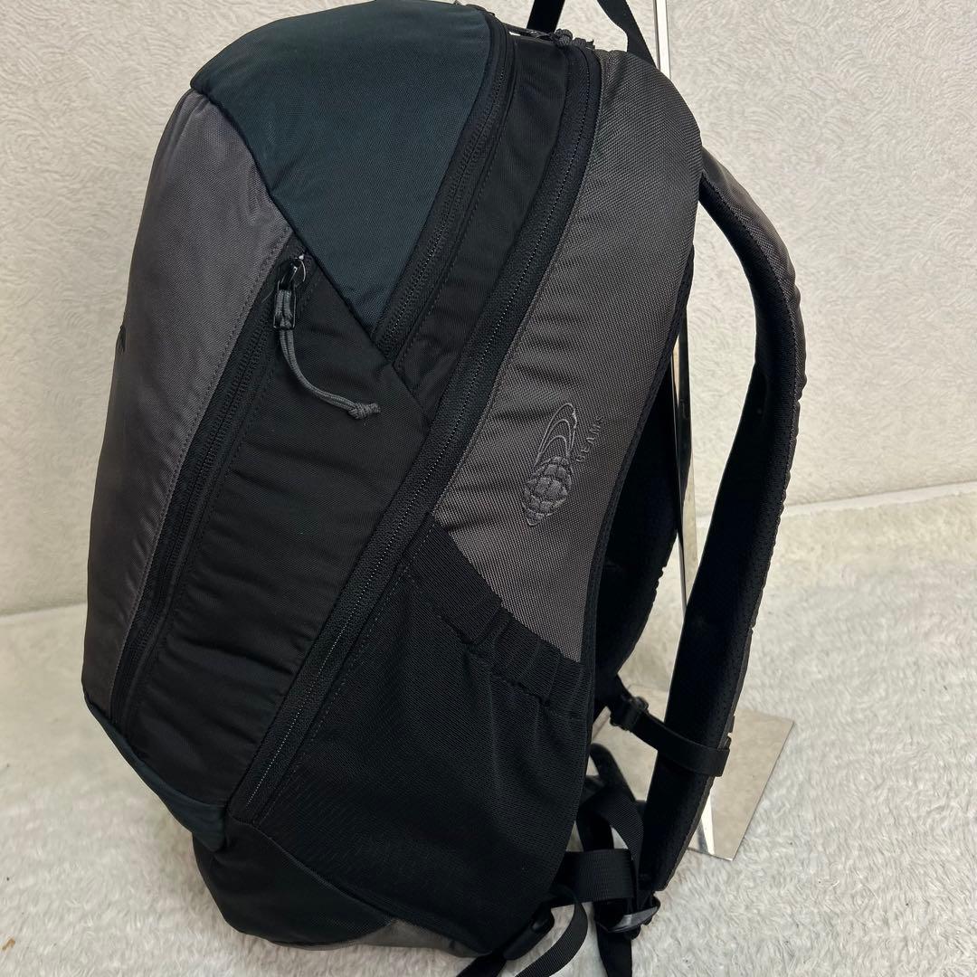 Arc'Teryx Backpack Mantis 26 Dark Crazy