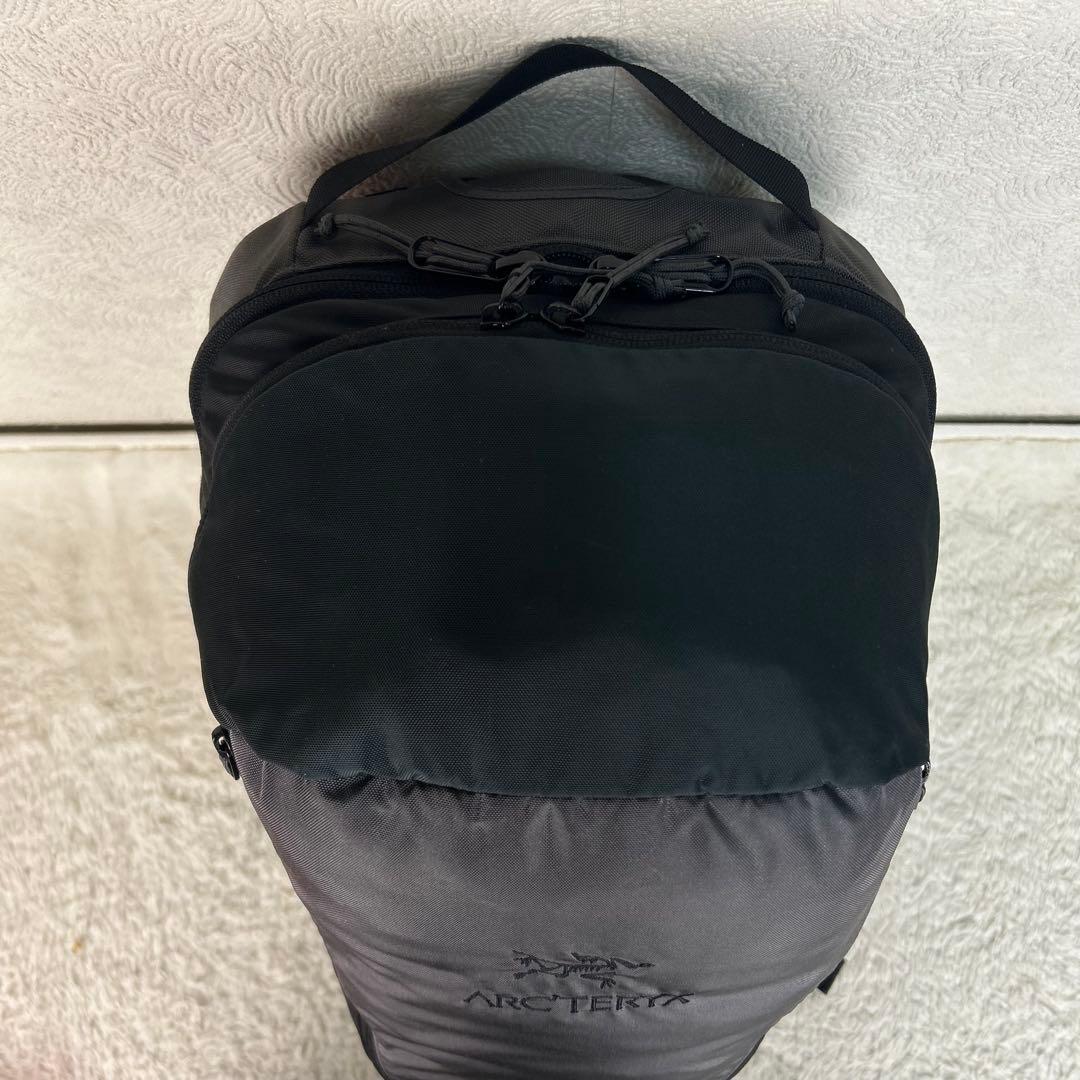 Arc'Teryx Backpack Mantis 26 Dark Crazy