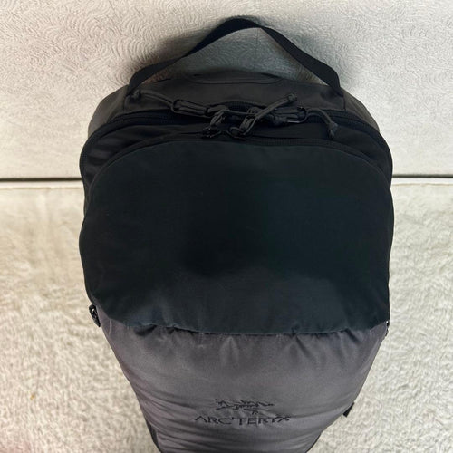 Arc'Teryx Backpack Mantis 26 Dark Crazy