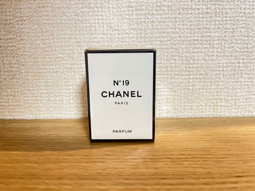 Chanel Perfume (Women) N 19 7Ml