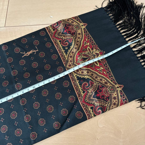 Yves Saint Laurent Stall Shawl