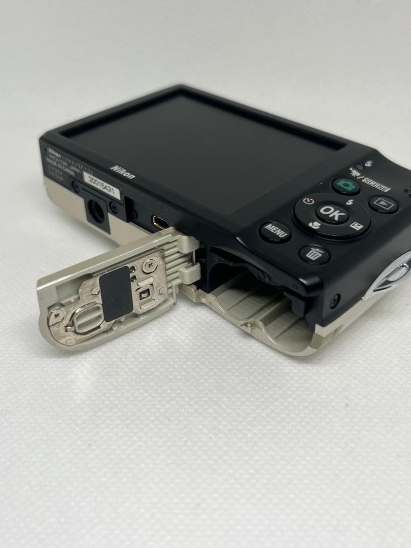 Compact Digital Cameras Nikon Coolpix L22 3