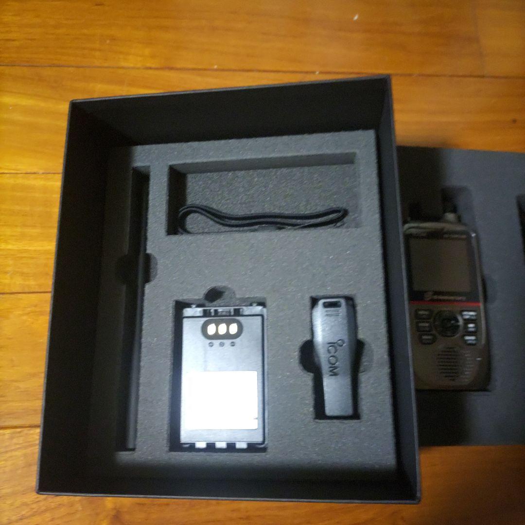 Icom Transceivers Id-52Plus 60