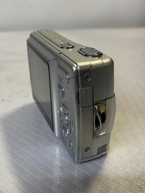 Compact Digital Cameras Pentax M20#935