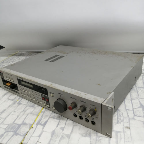 Others Akai S700 M2051-Hz3H4