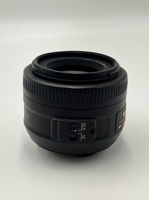 Lens (Single Focus) Nikon Af-S Dx Nikkor F1.8G