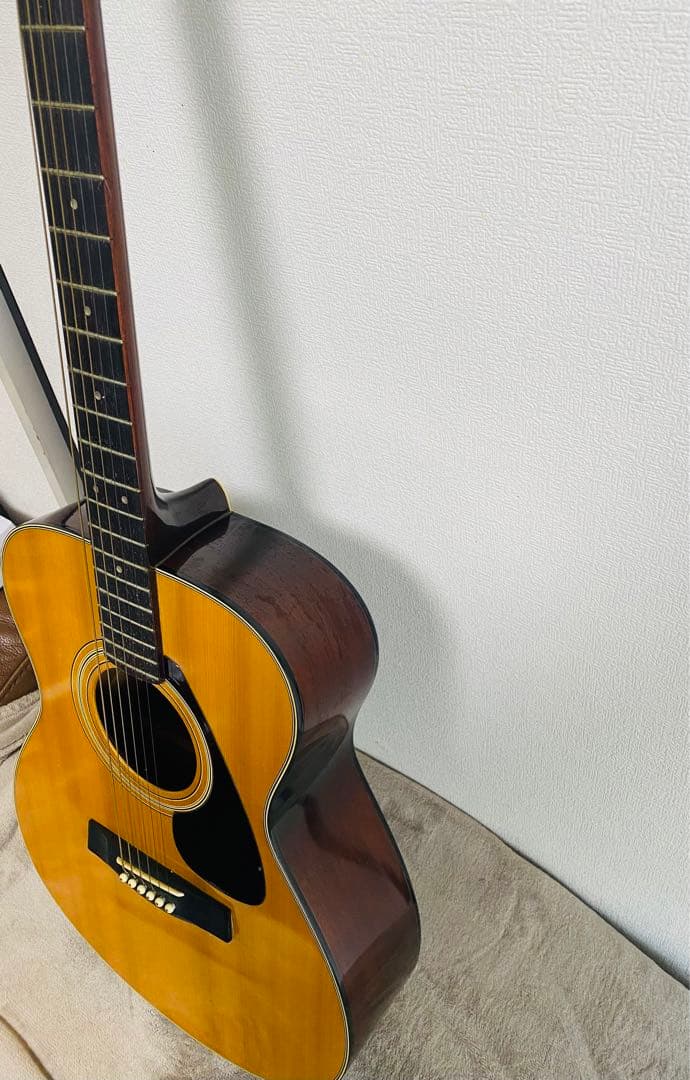 Yamaha Acoustic Guitar Fg-122