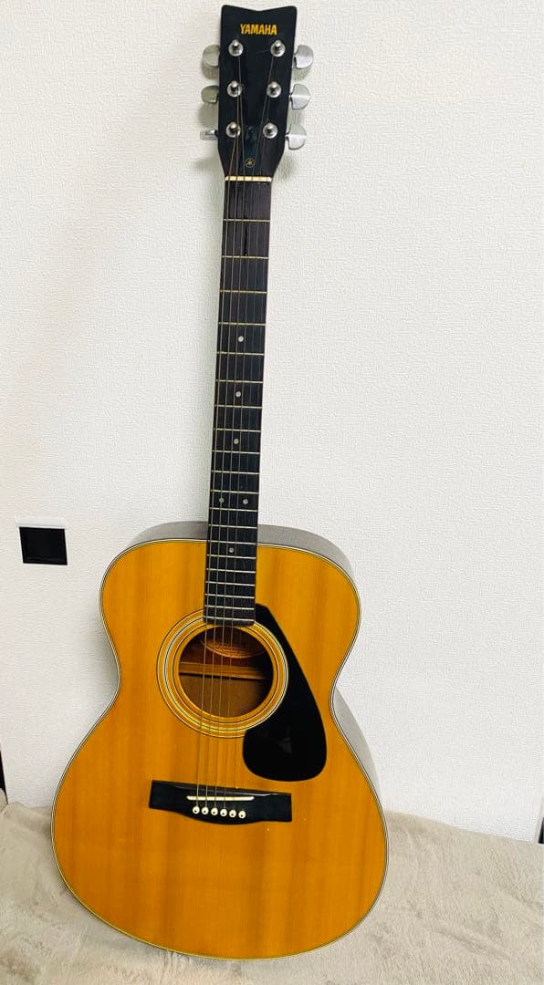 Yamaha Acoustic Guitar Fg-122