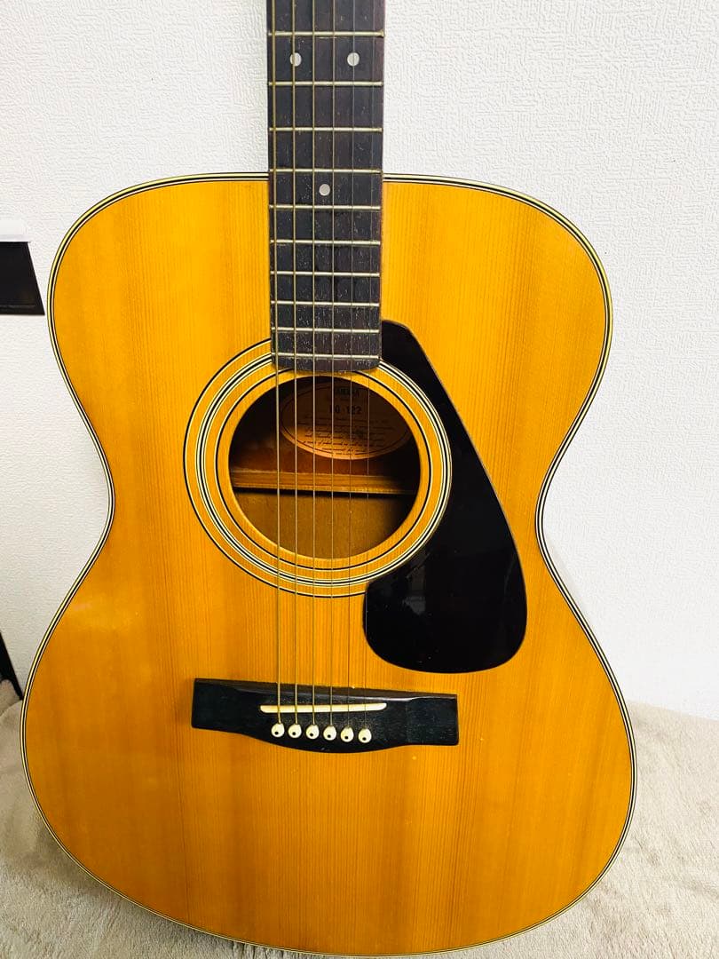 Yamaha Acoustic Guitar Fg-122