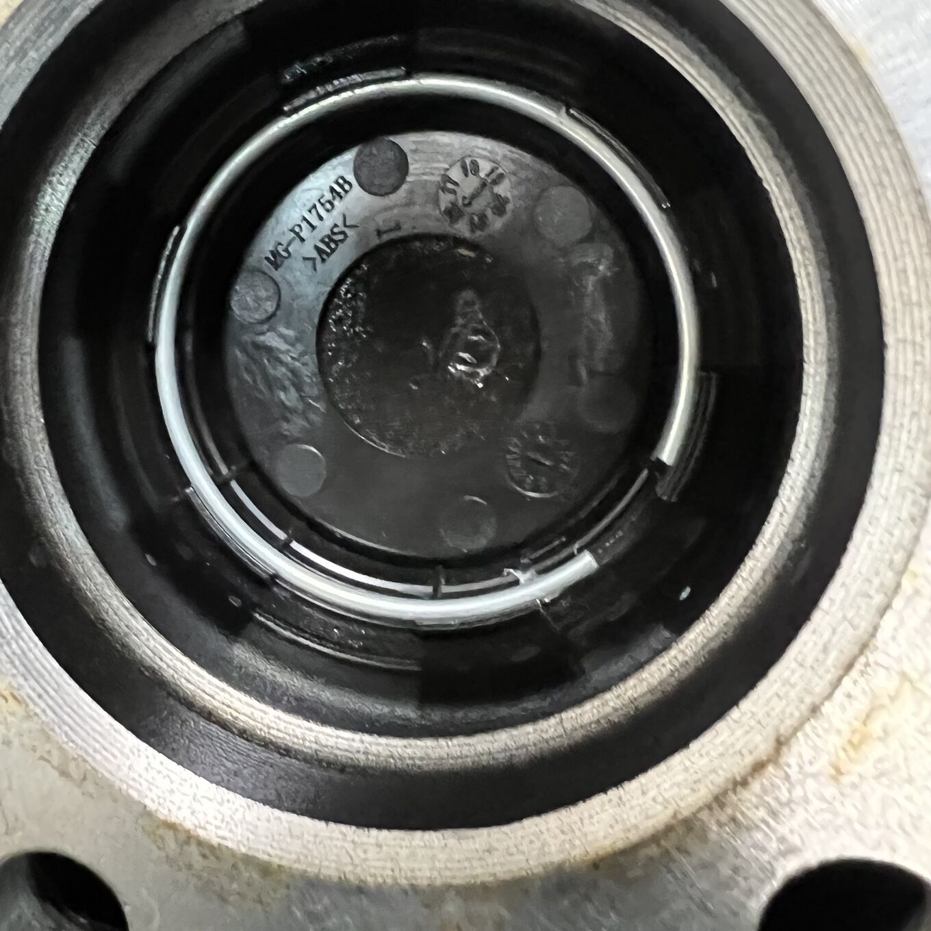 Hot Stuff 15 Inches G-Speed 5X100 #7D40426