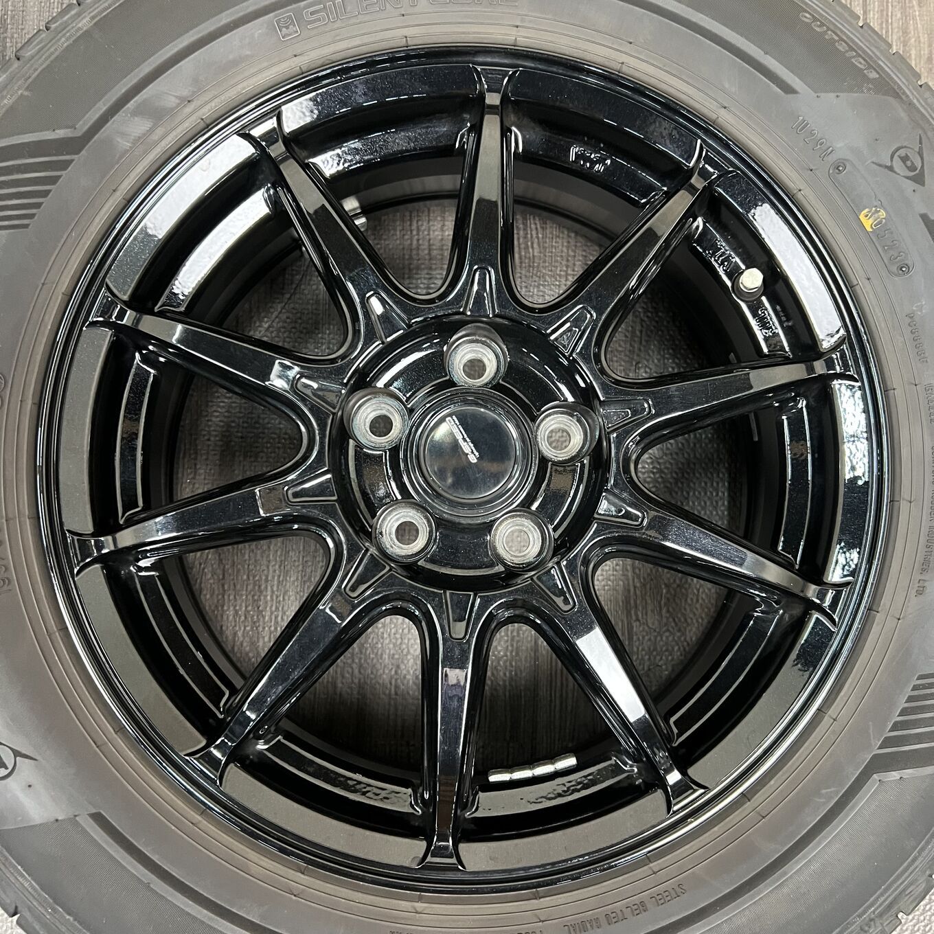 Hot Stuff 15 Inches G-Speed 5X100 #7D40426