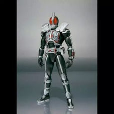 Kamen Rider S.H.Figuarts 555 10