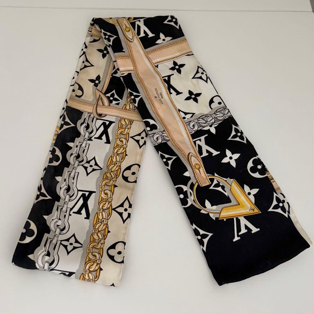 Louis Vuitton Bandanas Thin Scarves