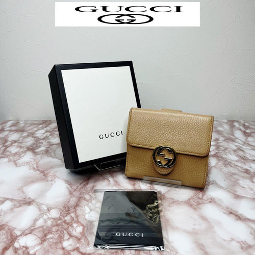 Gucci Bi-Fold Wallet 100