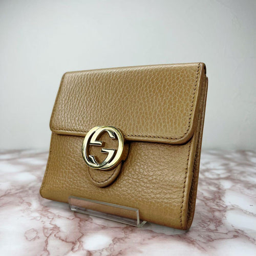 Gucci Bi-Fold Wallet 100