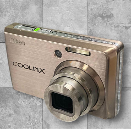 Nikon Compact Digital Camera Coolpix S600