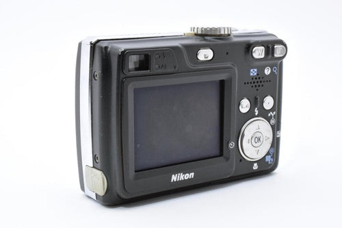 Compact Digital Cameras Nikon Coolpix E7900 #22179