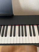 Yamaha Keyboards Digital Pianos P-225B