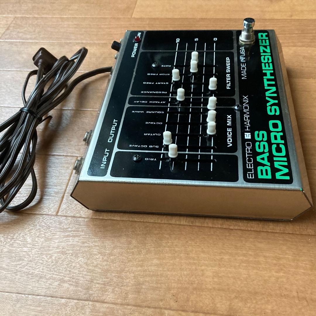 Base Effector Electro-Harmonix Bass Micro Synthesizer