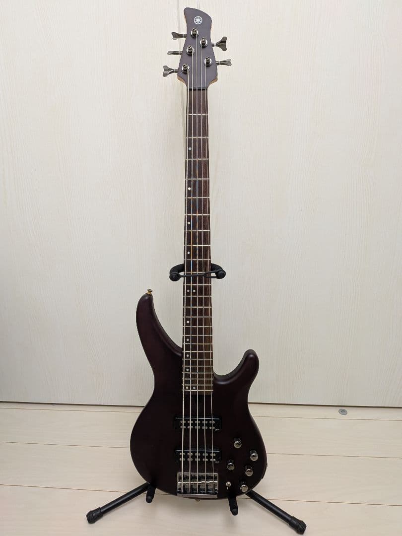 Yamaha Electric Basses 5