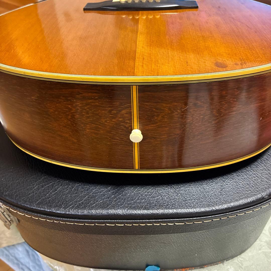Yamaha Acoustic Guitars F 580