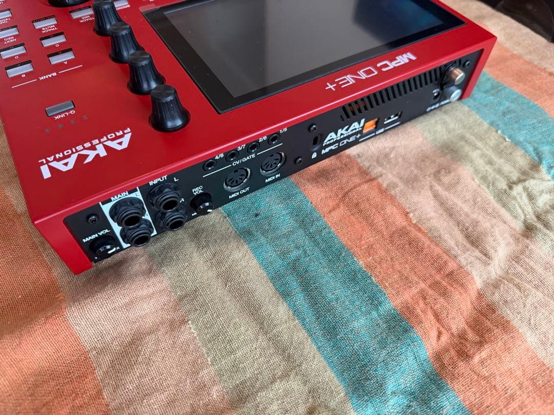 Akai Professional Samplers Mpc One+ Decksaver