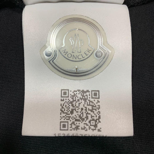 Moncler T -Shirt S 5S327