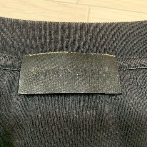 Moncler T -Shirt S 5S327