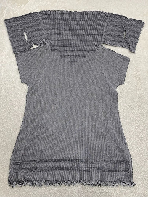 Issey Miyake Kurzarm-A-Poc