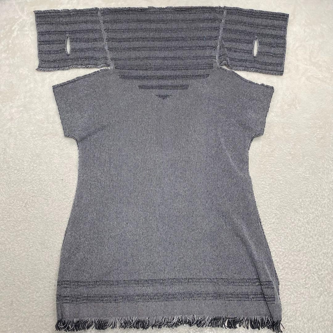 Issey Miyake Kurzarm-A-Poc